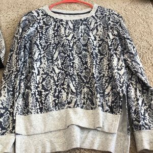 Snake skin crewneck